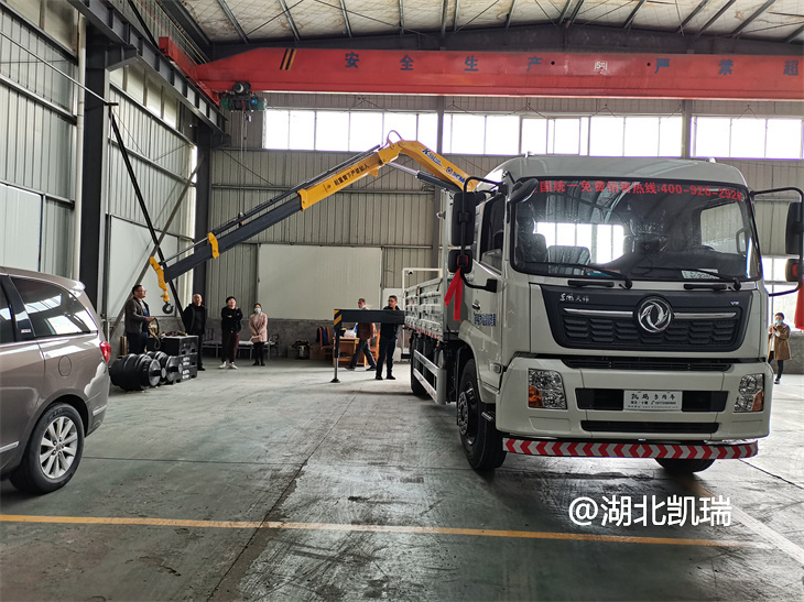 西平縣市場監督管理局DWJ5180JJHD6型計量檢衡車交付使用